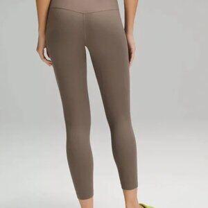NEVER WORN Lulu lemon 23” ribbed wunder under leggings size 4 color: pinkish tan